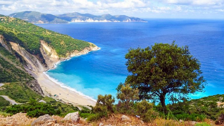 Cheap💥 Flights From London To Kefalonia, Greece From £26 - Britain 